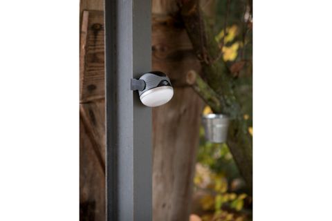 BRENNENSTUHL BLUETOOTH MIKNATIS VE KANCALI 350 LÜMEN OUTDOOR KAMP LAMBASI / POWERBANK