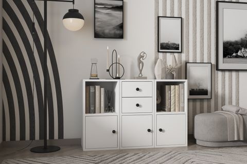 CONSOLA ÜÇ KAPAKLI IKİ ÇEKMECELİ RAFLI BEYAZ KONSOL