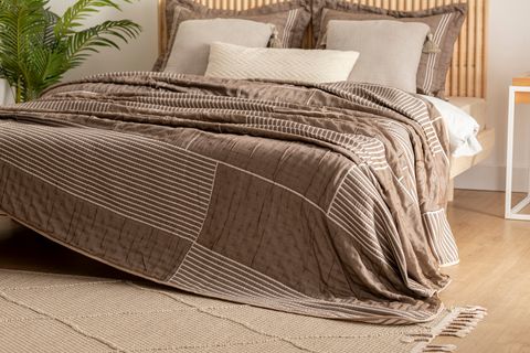 LUNA ARUNA YATAK ÖRTÜSÜ, ÇİFT TARAFLI, TEK KİŞİLİK