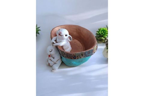 TAVŞAN FİGÜRLÜ SAKSI SUNUMLUK