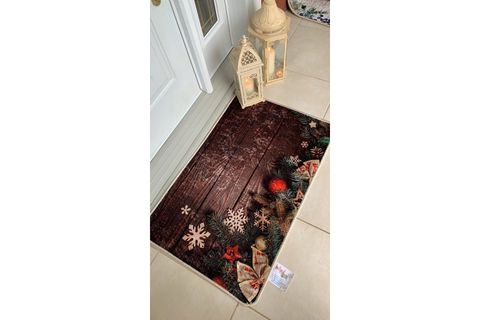 BRİLLANT HALI MEGES YILBAŞI LATEKS KAYMAZ TABAN KAPI ÖNÜ PASPASI 60X90 KAHVERENGİ