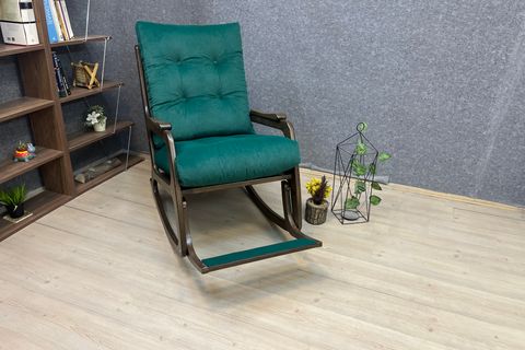 KONTES SALLANAN SANDALYE, ZÜMRÜT YEŞİL, KOYU CEVİZ AYAK