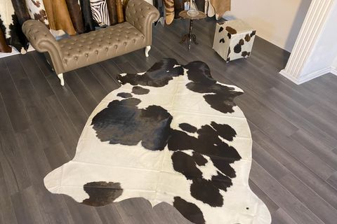 HAKİKİ DERİ DANA POSTU, SİYAH, BEYAZ, 205X250