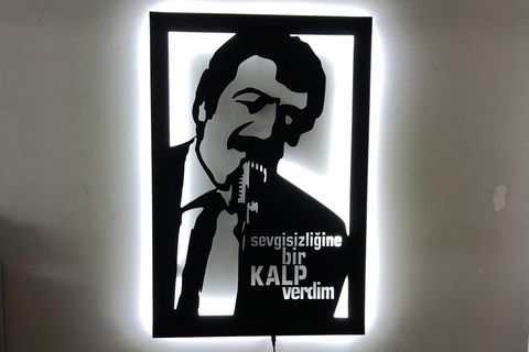 MÜSLÜM GÜRSES V2 LED IŞIKLI TABLO