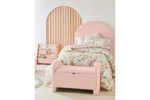 LİNDA SANDIKLI PUF, PEMBE