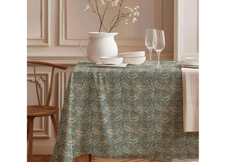 ZÜMRÜT YAPRAKLAR PAMUK MASA ÖRTÜSÜ, 100X100 CM