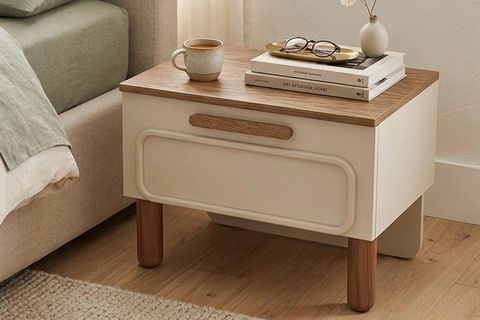 İNCİ BOHEM KOMİDİN