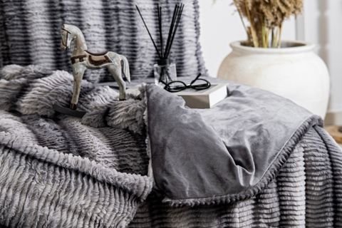 JENNY ÇİFT KİŞİLİK COMFORTER YATAK ÖRTÜSÜ SETİ, ANTRASİT