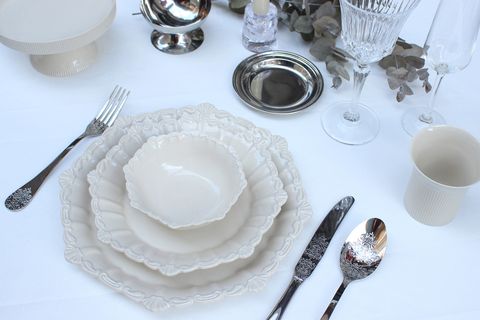 CORİNTH YEMEK TAKIMI, 6 KİŞİLİK, KREM