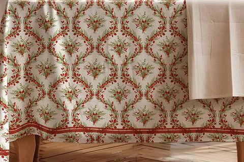 YILBAŞI ÇELENKLERİ PAMUK MASA ÖRTÜSÜ, 150X150CM