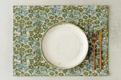 ORMAN BÜYÜSÜ PAMUKLU DÖRT ADET AMERİKAN SERVİSİ