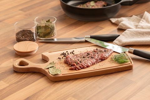KİTCHEN ESSENTİALS KAYIN KESME TAHTASI 33X18