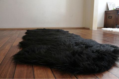 TAPPETO KUZU POSTU, SİYAH, 70X200