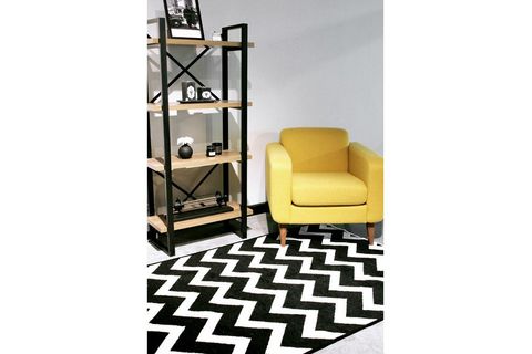 MORETTİ ÇİFT TARAFLI HALI ZİGZAG SİYAH BEYAZ 77X300
