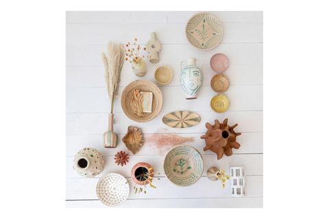 HAND PAİNTED TERRACOTTA VAZO, 2