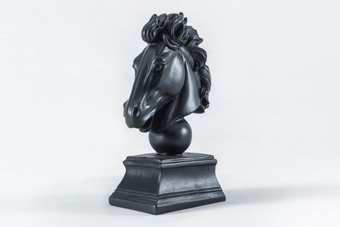 AT BÜS DEKORATİF OBJE SİYAH