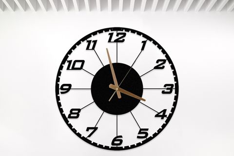 DEKORATİF TÜRKÇE RAKAMLI METAL DUVAR SAATİ 60X60CM