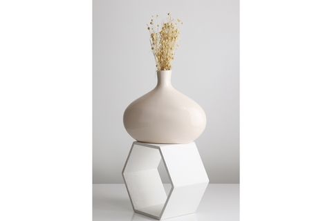 BEİGE STONE CRACKLE ORTA DEKORATİF OBJE VAZO, KREM