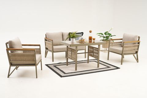 FLORES BAHÇE OTURMA GRUBU