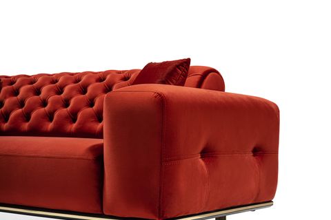 ROMA KOLTUK TAKIMI, KIRMIZI