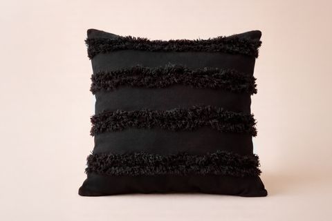 PÜSKÜLLÜ PAMUK KIRLENT KILIFI, SİYAH