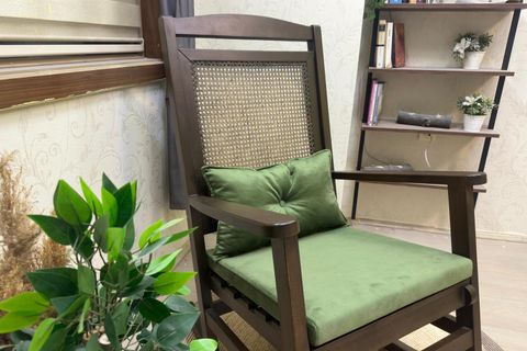 ASEDİA VERANDA HASIRLI MİNDERLİ SALLANAN SANDALYE, YEŞİL, CEVİZ AYAK