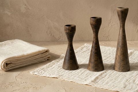 AHENK KAYIN AHŞAP ÜÇLÜ ŞAMDAN SETİ, KOYU CEVİZ,  15-20-25 CM