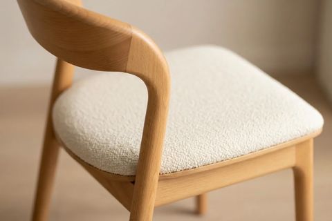 KOLSUZ YILAN SANDALYE, NATUREL AHŞAP, KREM KUMAŞ