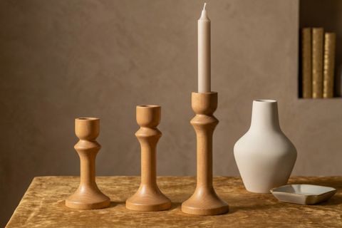 DEVRAN KAYIN AHŞAP ÜÇLÜ ŞAMDAN SETİ, KOYU CEVİZ