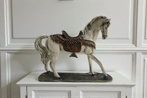 EĞERLİ BÜYÜK AT HEYKELİ BİBLO