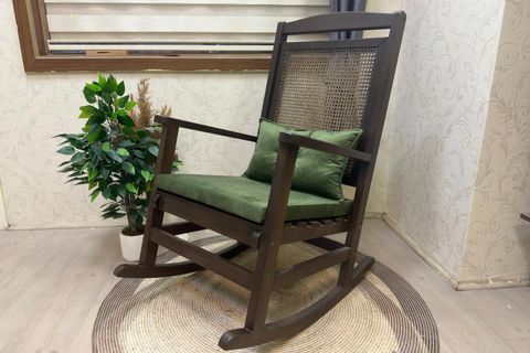 ASEDİA VERANDA HASIRLI MİNDERLİ SALLANAN SANDALYE, YEŞİL, CEVİZ AYAK