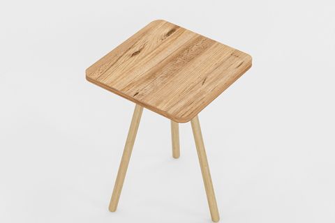 KOZİ KARE AHŞAP AYAKLI YAN SEHPA, ÇAM