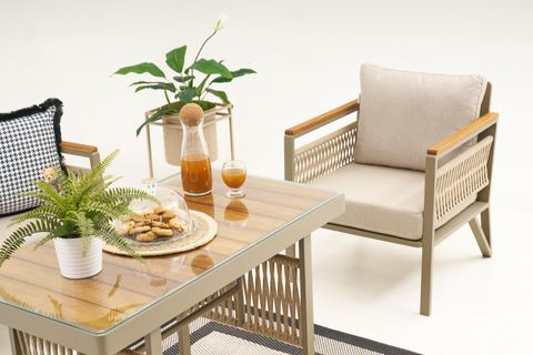 FLORES BAHÇE OTURMA GRUBU