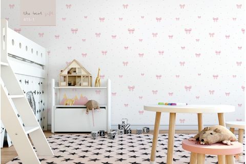 41 5 1 PEMBE KURDELE DESENLİ ÇOCUK DUVAR KAĞIDI  5 M²