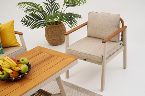 NOON BAHÇE OTURMA GRUBU