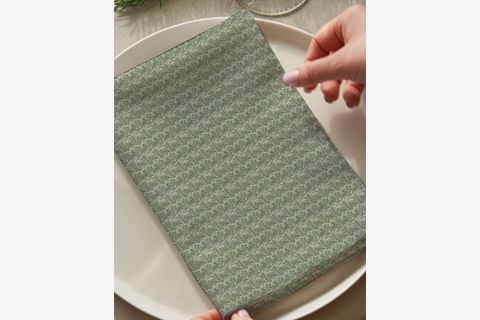 ZÜMRÜT BAHÇE PAMUKLU DÖRT ADET PEÇETE