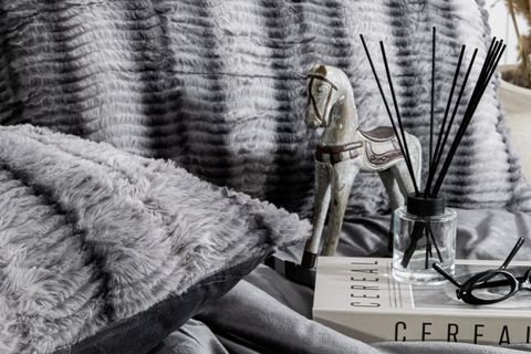 JENNY ÇİFT KİŞİLİK COMFORTER YATAK ÖRTÜSÜ SETİ, ANTRASİT