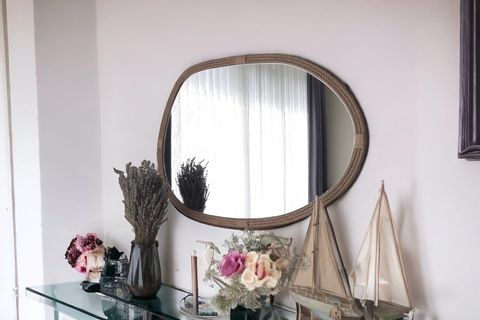 DFN WOOD JUT HALATLI ASİMETRİK DUVAR AYNASI, 61X81