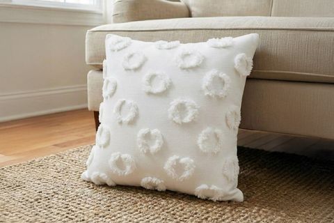 PUANTİYE DESENLİ PÜSKÜLLÜ PAMUK KIRLENT KILIFI, BEYAZ