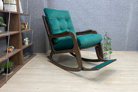 KONTES SALLANAN SANDALYE, ZÜMRÜT YEŞİL, KOYU CEVİZ AYAK