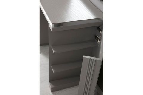 ALYA YATAK ODASI TAKIMI, SÜRGÜ KAPAKLI