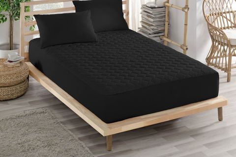 RENKLİ YATAK KORUYUCU MİKROFİBER KAPİTONELİ FİTTED, SİYAH, 70X140