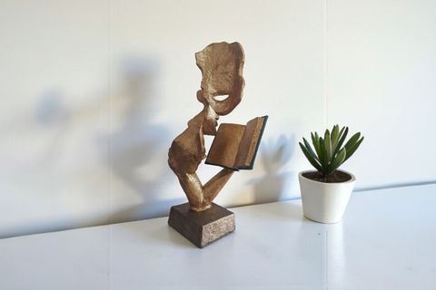 KİTAP OKUYAN ÇİFT BİBLO