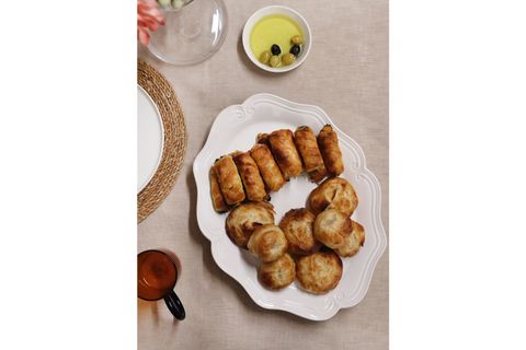 THE MİA GRANDE SERVİS TABAĞI BEYAZ 41X32 CM GRD0008