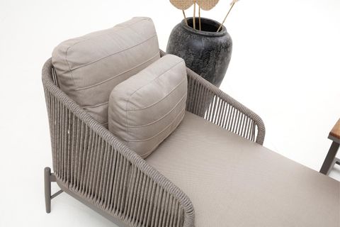 DİOR ŞEZLONG, CAPPICINO