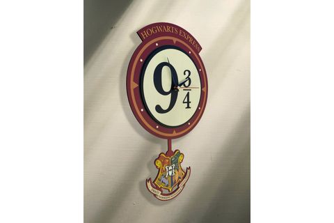 HOGWARTS EXPRESS II DEKORATİF SARKAÇLI DUVAR SAATİ