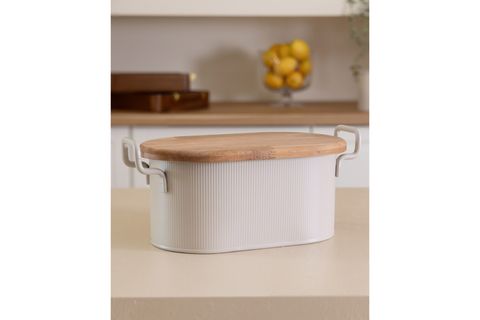 THE MİA STRİPE AHŞAP KAPAKLI EKMEK SAKLAMA KUTUSU BEJ 40X22X18 CM