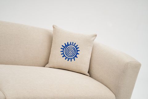 AOZORA KARE KIRLENT, ETNİK MAVİ GÜNEŞ DESEN, 50X50