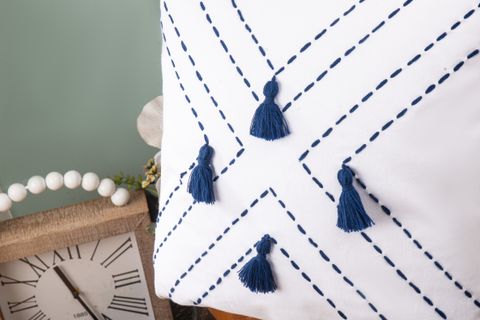 DFN HOME ODENSE PÜSKÜLLÜ İŞLEMELİ KIRLENT , BEYAZ, 50X50