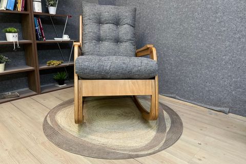 ASEDİA KONTES SALLANAN SANDALYE, GRİ, NATUREL AHŞAP AYAK